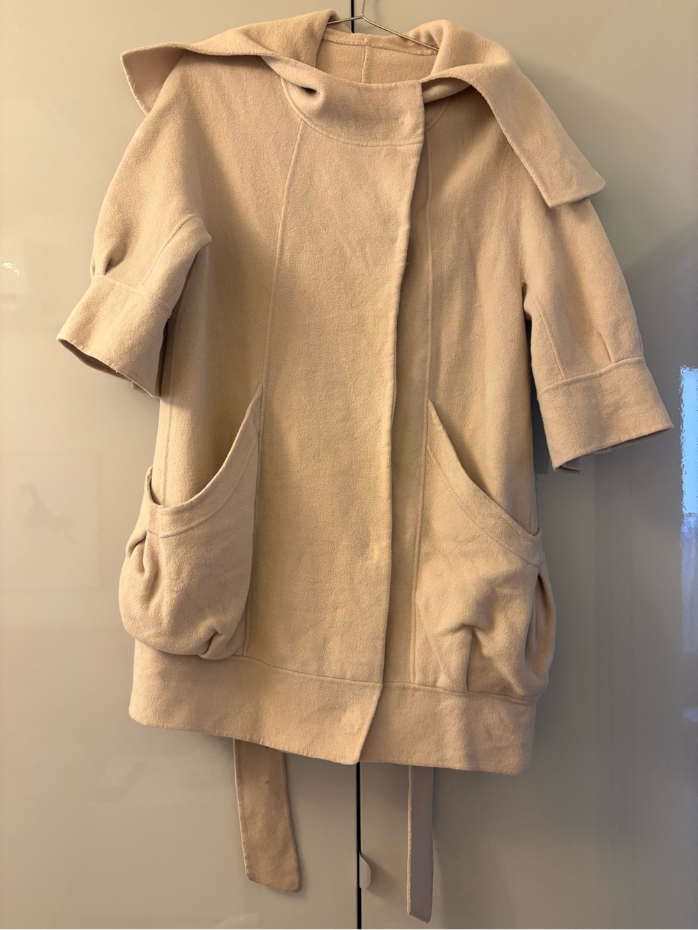 European Short-Sleeve Trench Coat with Tie and Collar